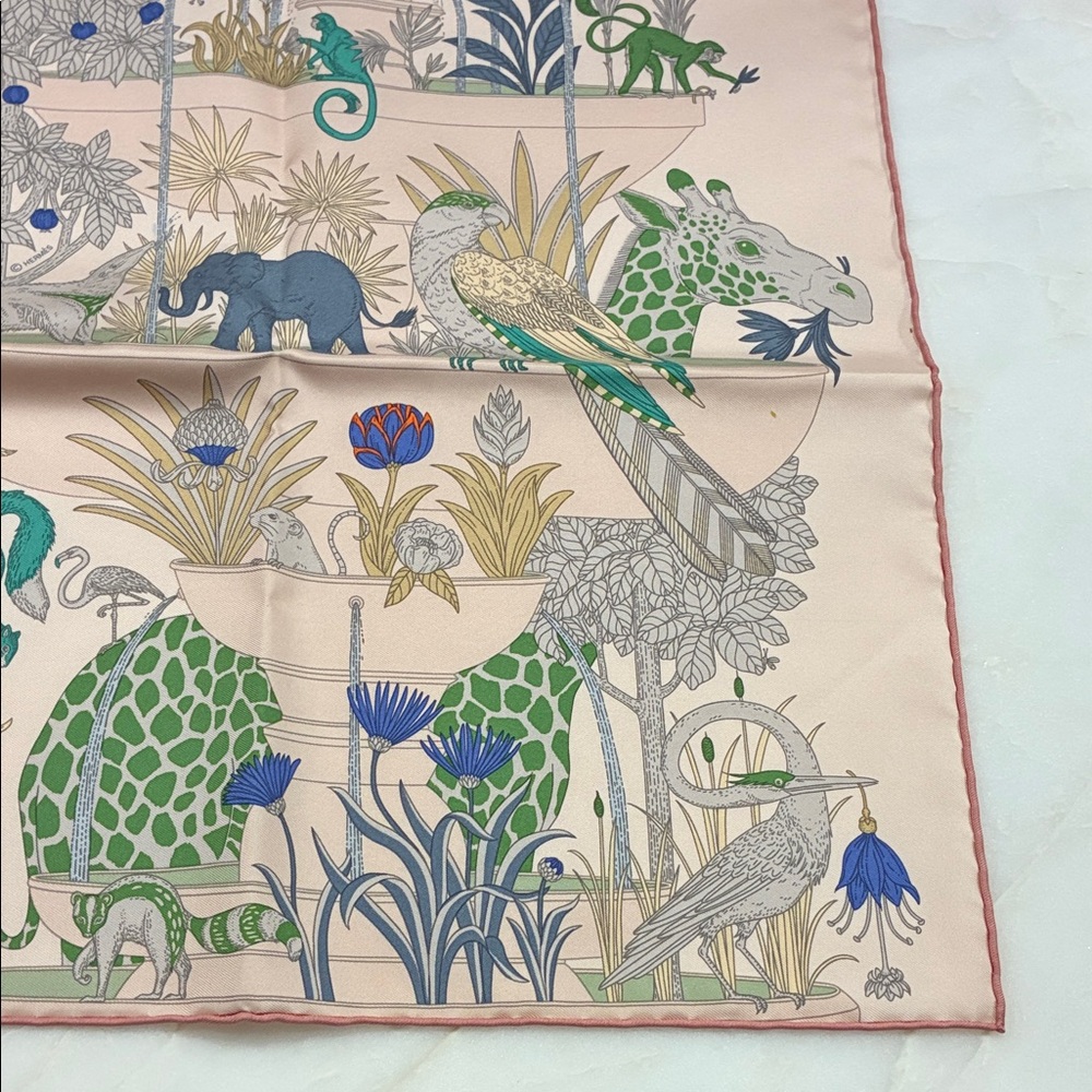 NWT Hermes Silk Scarf Gavroche Twill Precious Paradise Detail Botanical Animal - Picture 5 of 10